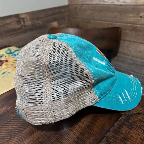 EUC Distressed Adjustable Lake Vibes Hat - Picture 4 of 4